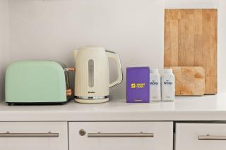 Tranquil 1BR Flat in South London - 4