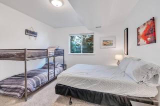 Garden Retreat-River Trail, SLC, Big Rooms,Views - 5