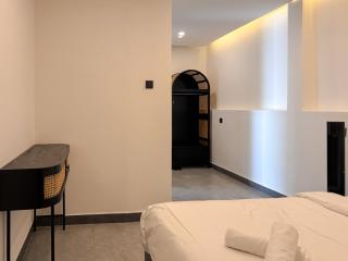 Lux Nest Residence - 8