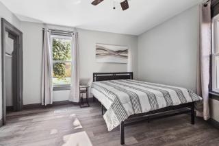 Quiet 3BR Vacation Spot-Minutes to Niagara Falls USA - 4