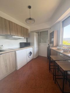 Cozy renovated flat with city view - 2