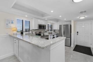 3rd story beach views Sandalfoot Condo on Sanibel Island 2A3 - 7
