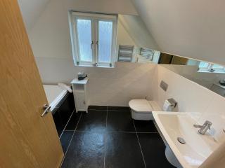 Luxurious 4 Bedroom New England Style Villa - Trewhiddle V12 - 9