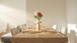 Spacious 2-Bedroom Apartment - Walk to Isla Mágica - AC - Premium Bed - 7