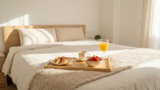 Spacious 2-Bedroom Apartment - Walk to Isla Mágica - AC - Premium Bed - 9