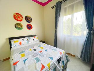 Peaceful Lakeview Home in Entebbe - 4