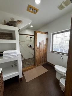 Modern Zion Mountain Escape with Hot Tub and Views - 2