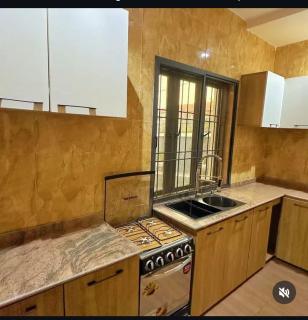 Deroche Apartment - 4