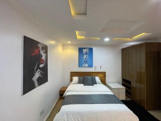 the 4th apartment - 5