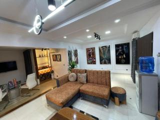 the 4th apartment - 4