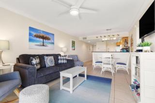 Beach Castle Resort #1 - 6