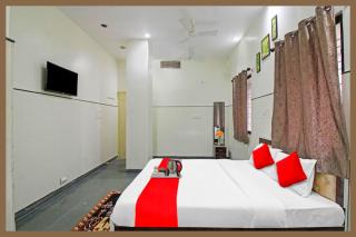 Hotel The Chand -R-Palace Near Naini lake - Mall Road- Free Wifi and Room Service Best Premium Hotel In Nainital - 2