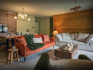 Lodge Cresson - OVO Network - 2