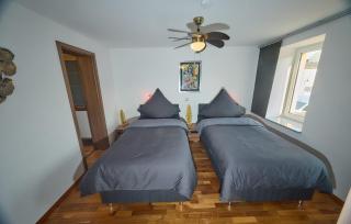 gemütliche 4 Zimmer Wohnung mit Einzelbetten, Küche und Badezimmer - 2
