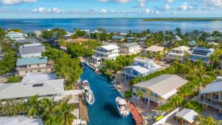 Tropical Retreat - Pool - Hot Tub - Near Key Largo - 4