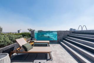 Loft -Skyline view- Rooftop pool, gym, bbq & more - 7