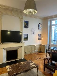 Le charme du Puy dans une ancienne verrerie - 3