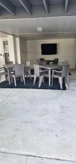 Jenkins Cove Getaway - 6