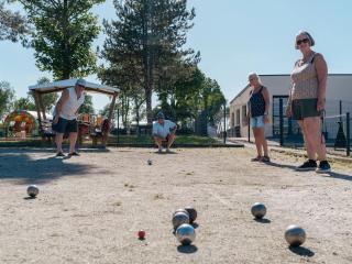 ZEcamping 4 familial parc aquatique club enfant animations mini golf - 6