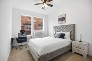 Bright 1BR unit in the Fairmount Square building - 9