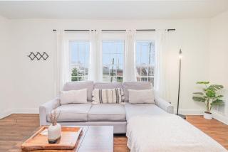 Chime - Minutes to Broadway & Germantown - 1