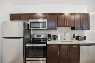 Refreshed 1BR1BA in Fairmount Square - 1