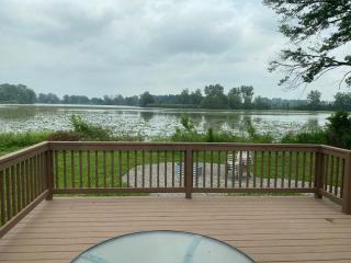 Beautiful Waterfront Ranch - 2