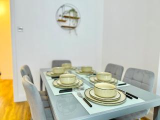 Zone 1-2 Central London Serviced Home for Extended Stays - 4