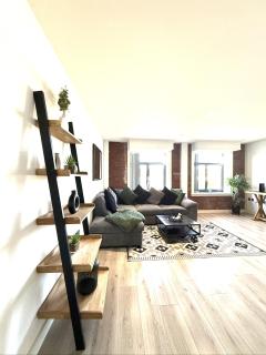 Urban Loft - 1