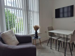 #9 Studio Apartment - Sleeps 4 - 0