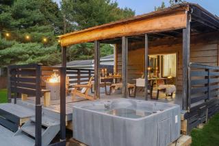 Near Ithaca! Hot Tub! LRG Home! Sleeps 8 Dogs ok! - 1