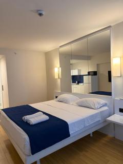 Studio room 2516 - 8