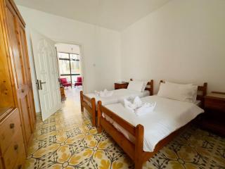 Balluta Charm 2, Sea-Side Apartment - 2