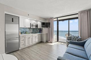 Beach Cove Resort Unit 1421 with Direct Oceanfront Balcony - 5