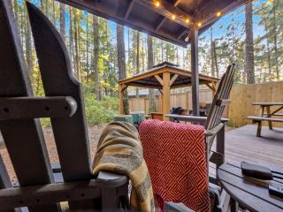 Little Chestnut Cabin - 0