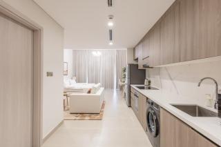 Yas Island Studio Walk to Formula One and Ferrari World - 7