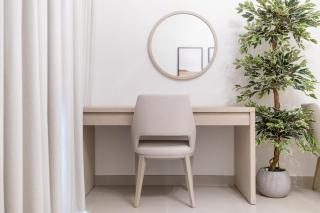 Yas Island Studio Walk to Formula One and Ferrari World - 6