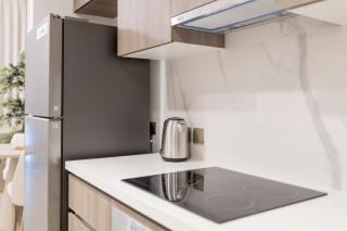 Yas Island Studio Walk to Formula One and Ferrari World - 2