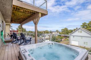 Moonlit Beach House - 4