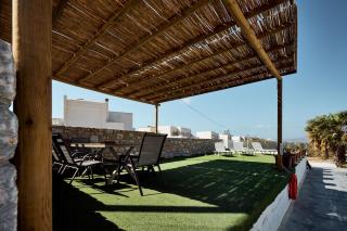 Diamantis Kitesurf Residencies - 1