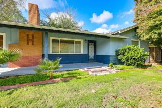 Hot Tub, Patio and Outdoor Games at Visalia Home - 6