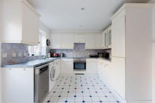 GuestReady - Riverside Retreat in Wapping - 5