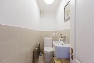 GuestReady - Riverside Retreat in Wapping - 3