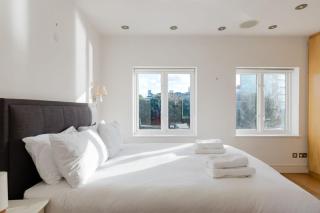 GuestReady - Riverside Retreat in Wapping - 1