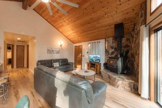 Oglala Little Lodge - For 4 - 9