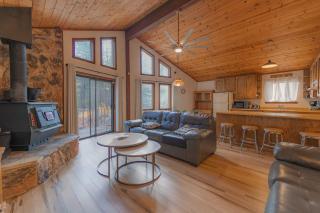 Oglala Little Lodge - For 4 - 2