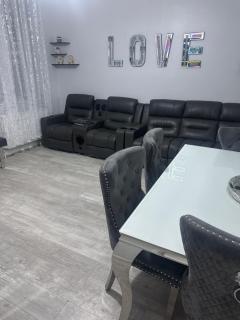 The Cozy Modern Stay - 4