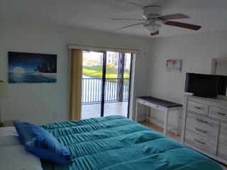 Walk to Beach • Pool Access + Balcony Views - 1