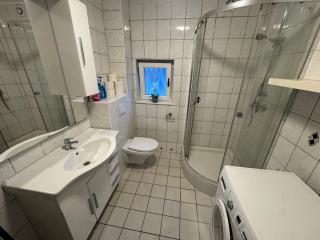 Monteurwohnungen Zentral mit Autobahnauffahrt und Supermarkt - 4