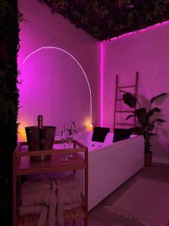 Suite Bali Love - Love Room - Jacuzzi - 9